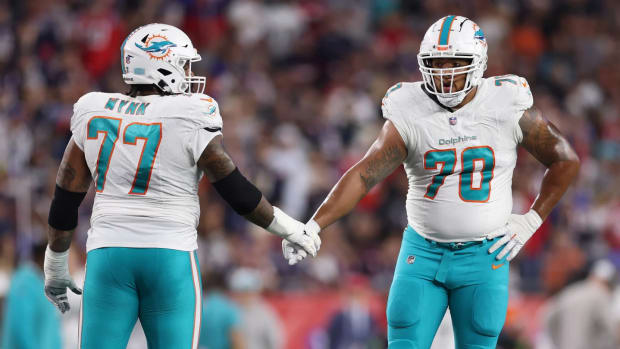 Patriots - Isaiah Wynn Dolphins